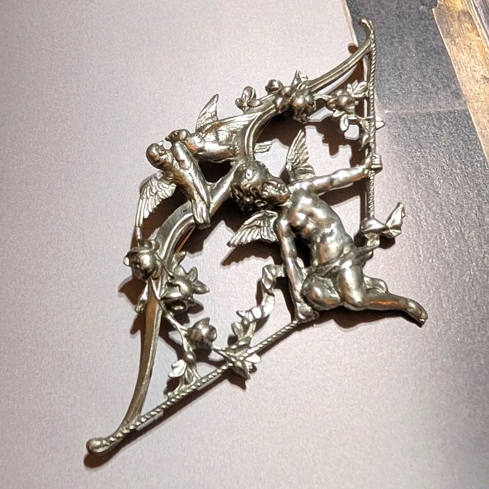 Vintage Large Cherub And Birds Brooch